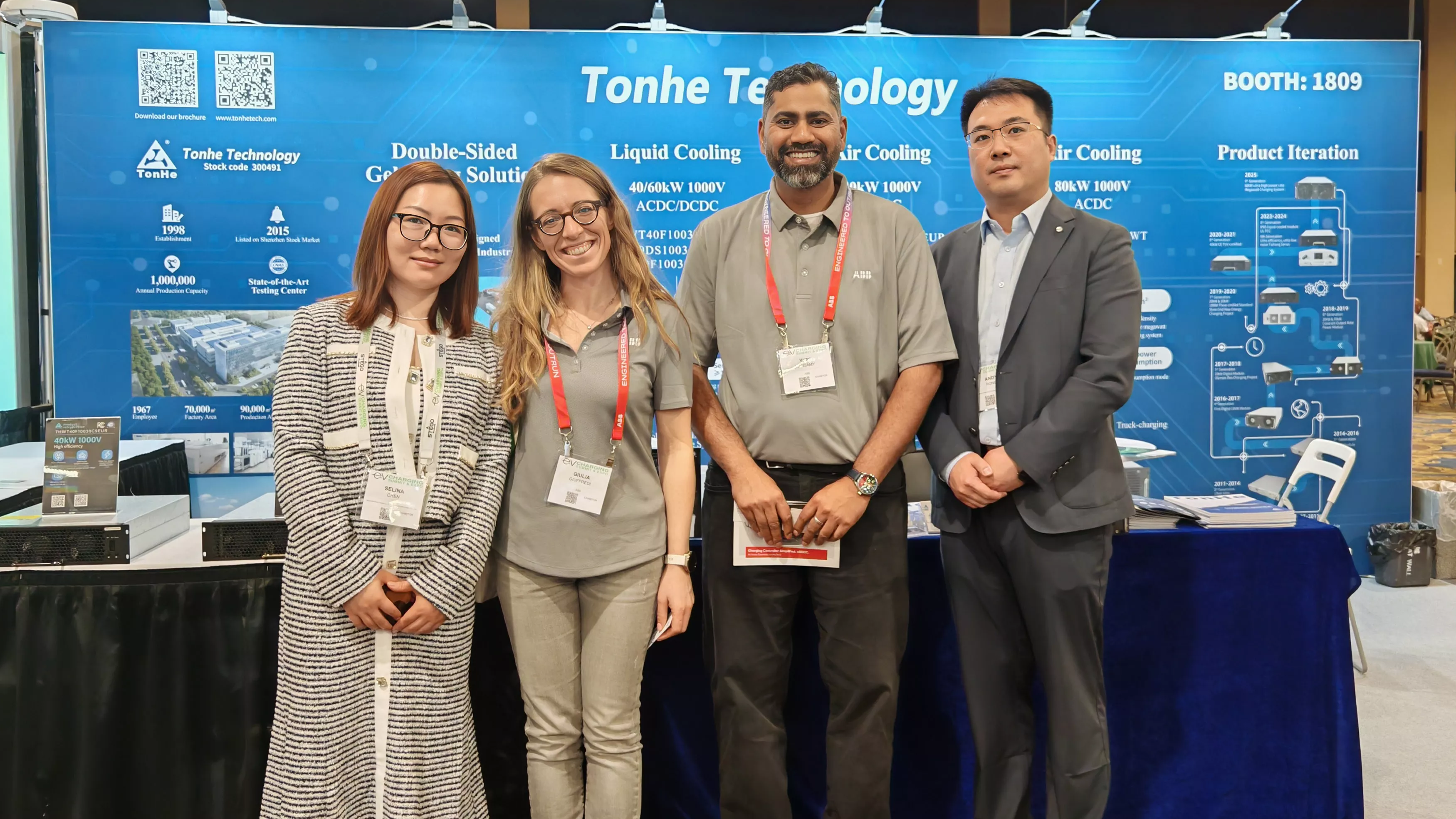 Stärkung des Ökosystems für das Laden und Speichern von Elektrofahrzeugen in Nordamerika